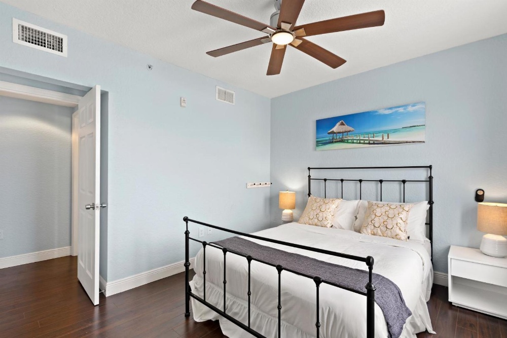 Welworth condo units Miami Beach