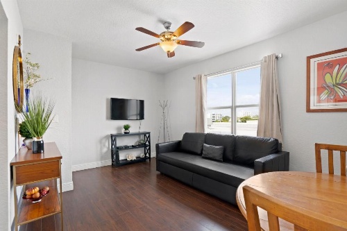 Welworth condo units Miami Beach image 8